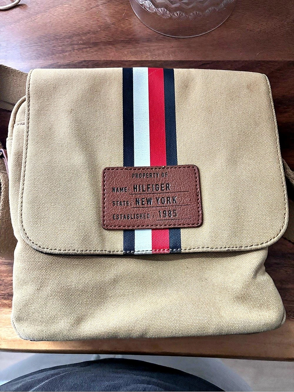Tommy Hilfiger Tan & Red Messenger Bag